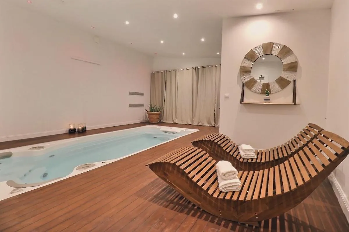 Domaine De Bonaveau - Privatisation Spa Et Piscine Barcelonne  Franciaország